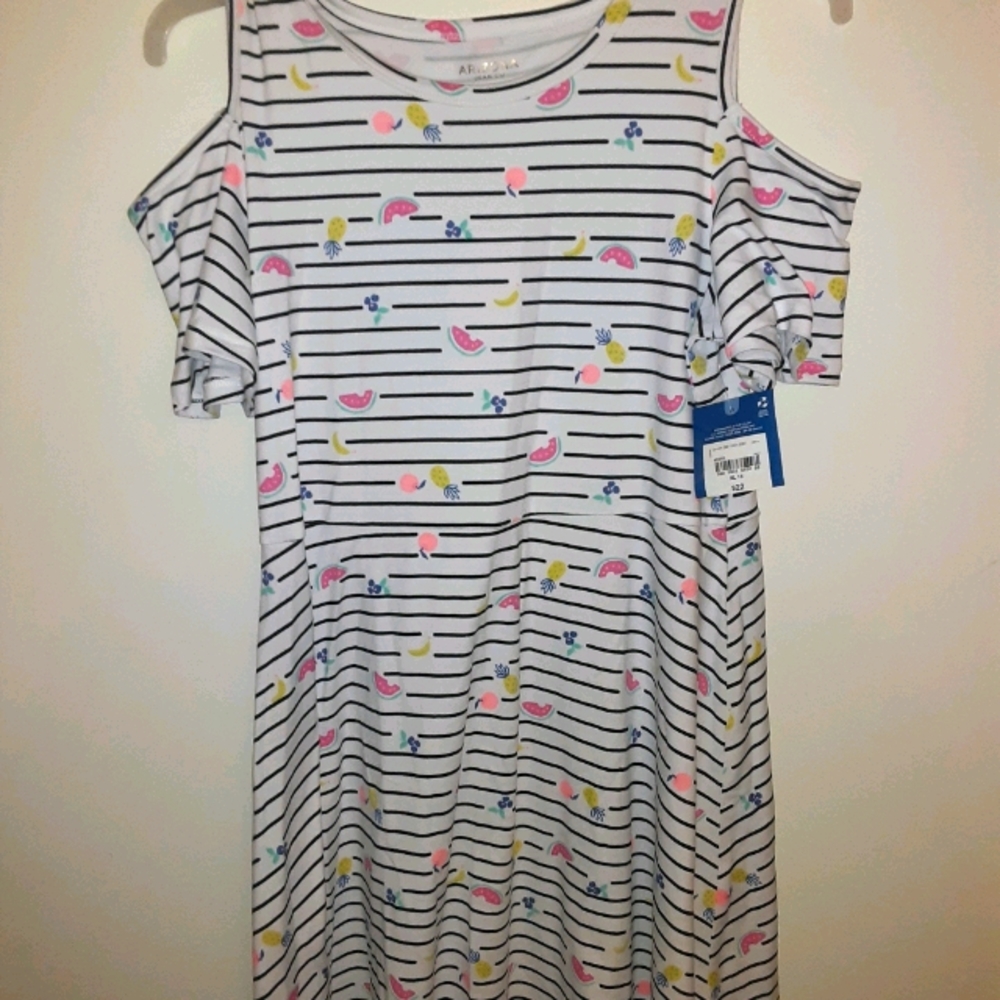 Girls dress